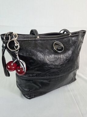 Vintage Coach East West Black Patent Leather Embossed Shoulder bag Tote #F16142